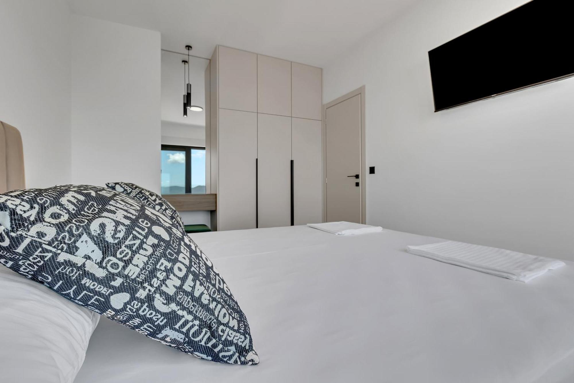 Villa Lito - Only 50M From Sea! - Makarska Exklusiv Брела Экстерьер фото